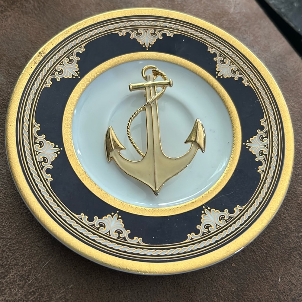 Vintage Anchor Brooch Pin